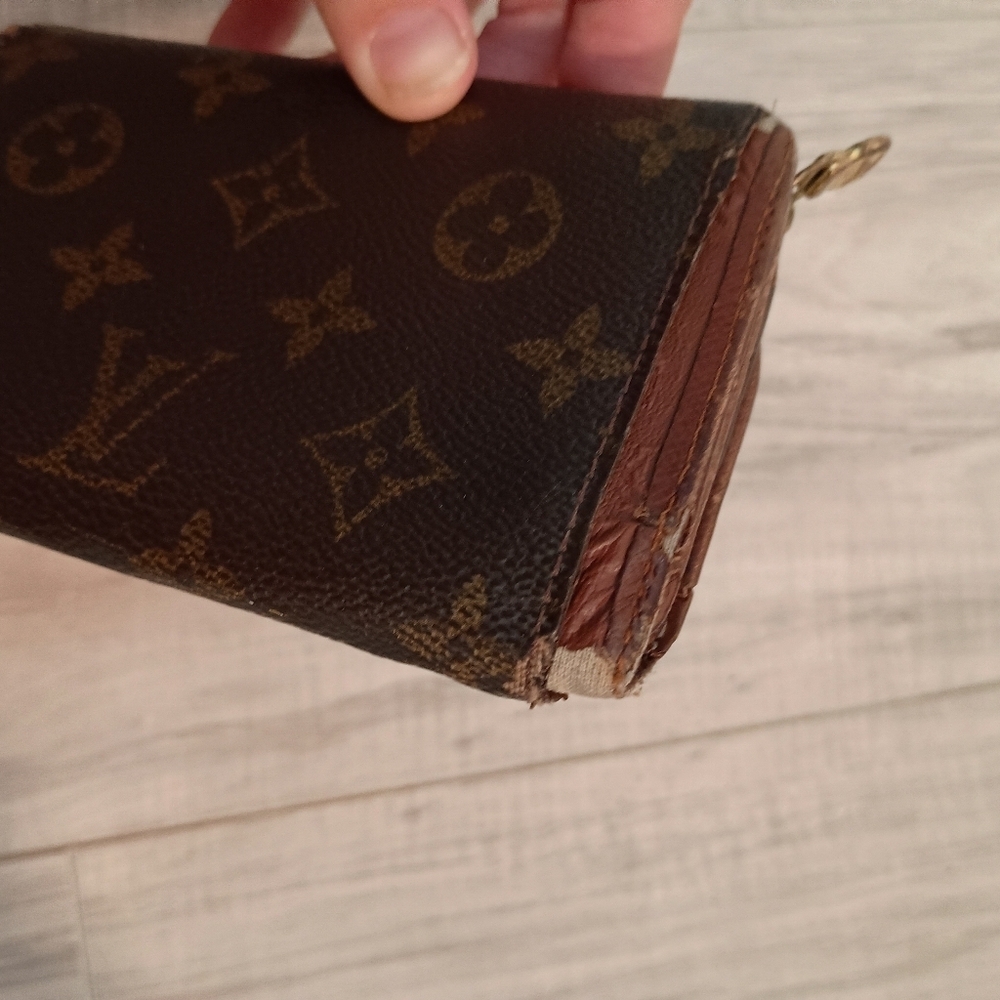 Louis Vuitton Monogram Porte Monnaie Billets Tresor Wallet - Picture 4 of 14